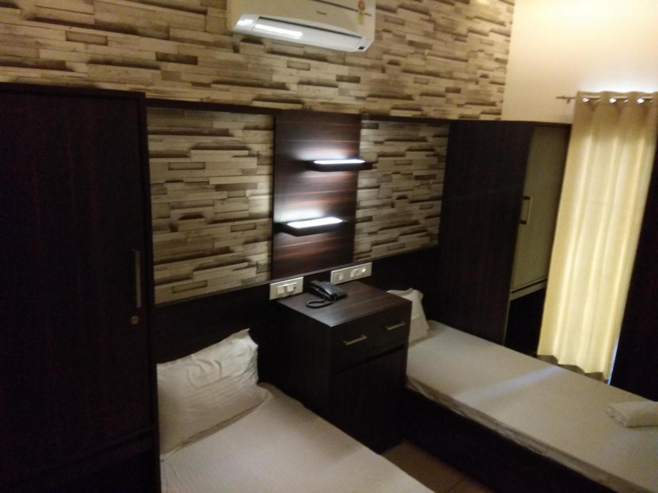 Homestays Ludhiana Buitenkant foto